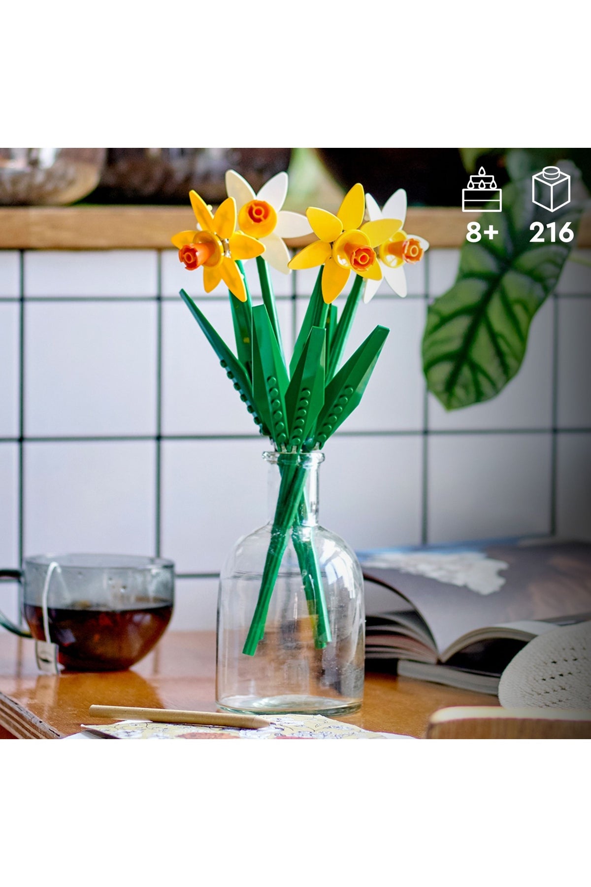 LEGO® Botanicals Nergis 40747 - 8 Yaş & Üzeri Çocuklar için Çiçek Model Yapım Seti (216 Parça)