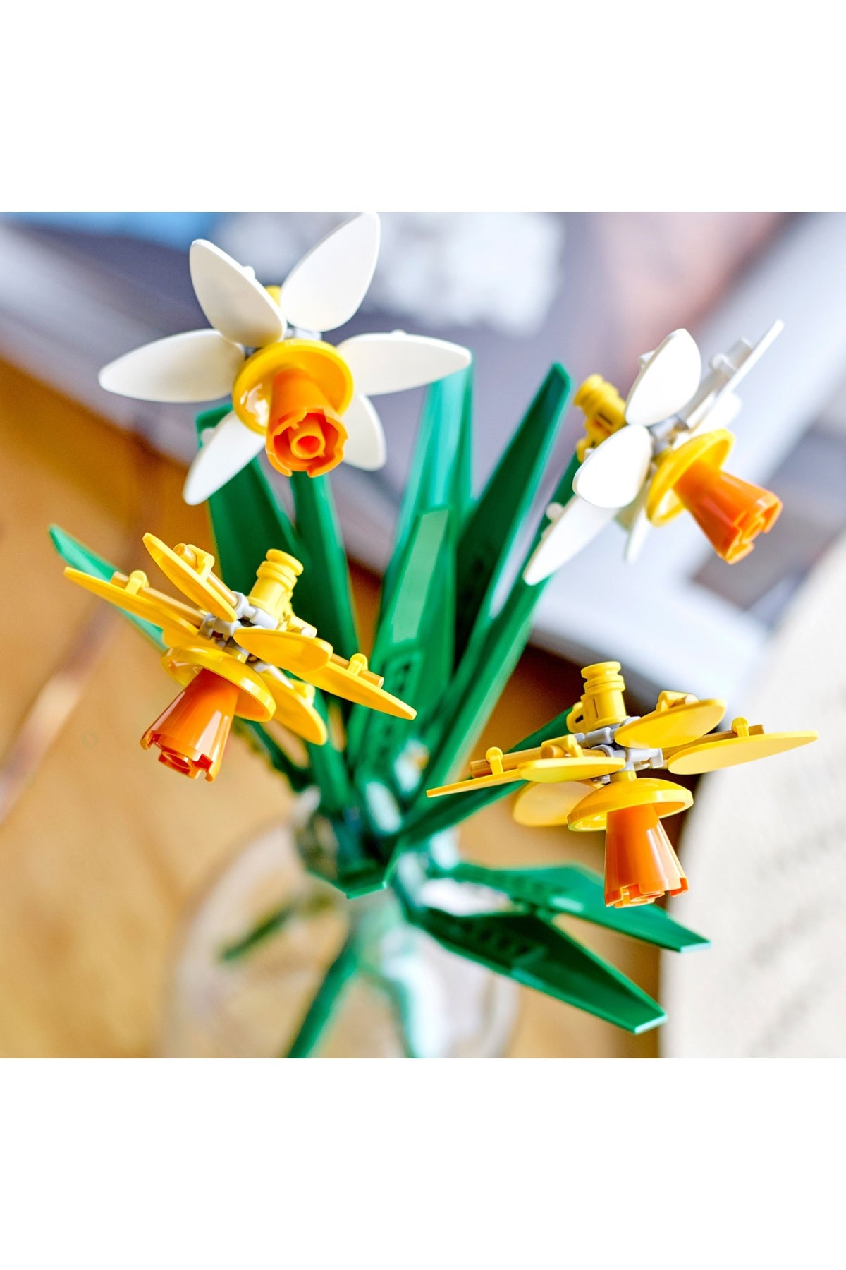 LEGO® Botanicals Nergis 40747 - 8 Yaş & Üzeri Çocuklar için Çiçek Model Yapım Seti (216 Parça)