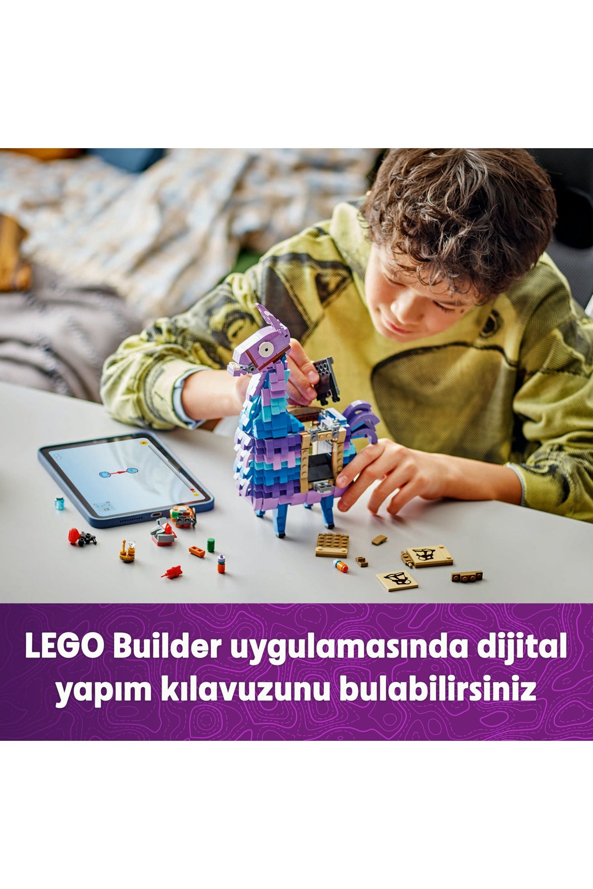 LEGO® Fortnite® Mühimmat Laması 77071 - 12 Yaş & Üzeri Video Oyunu Seven Çocuklar için Yaratıcı Oyuncak Yapım Seti (691 