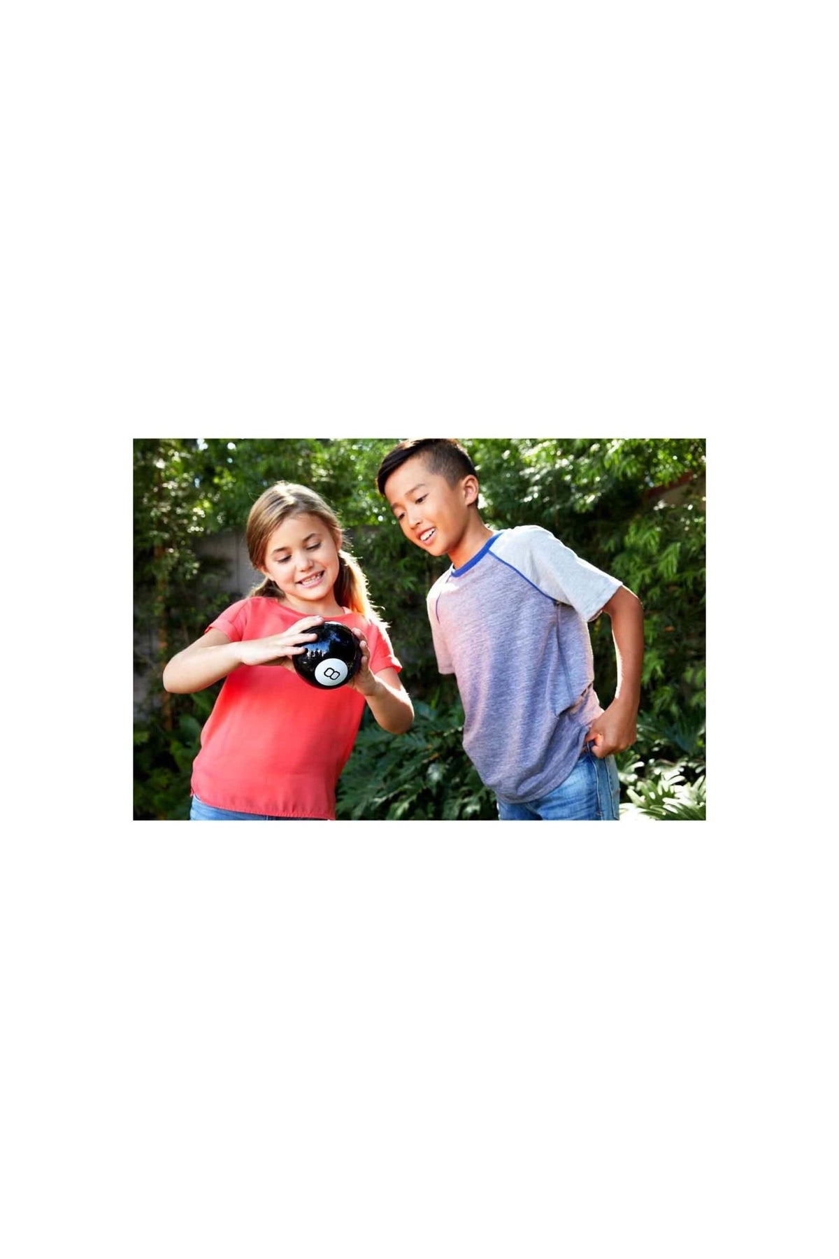 Mattel Magic 8 Ball 30188 Renkli Eğlenceli Kutu Oyunu 4+ Yaş İçin Sosyalleşme ve Hayal Gücü Geliştirici