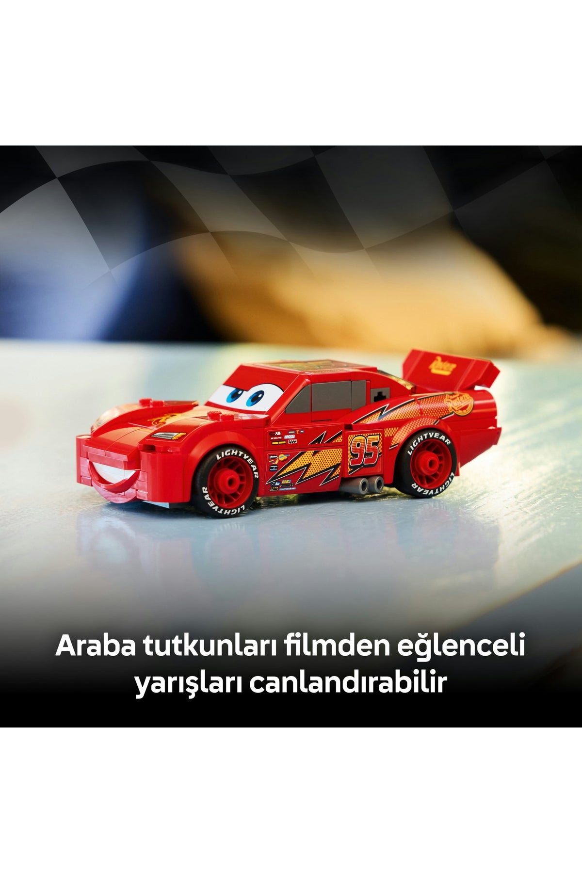 LEGO® Speed Champions | Şimşek McQueen 77255 - 9 Yaş ve Üzeri Çocuklar için Disney Pixar Arabalar Temalı Oyuncak Yapım S