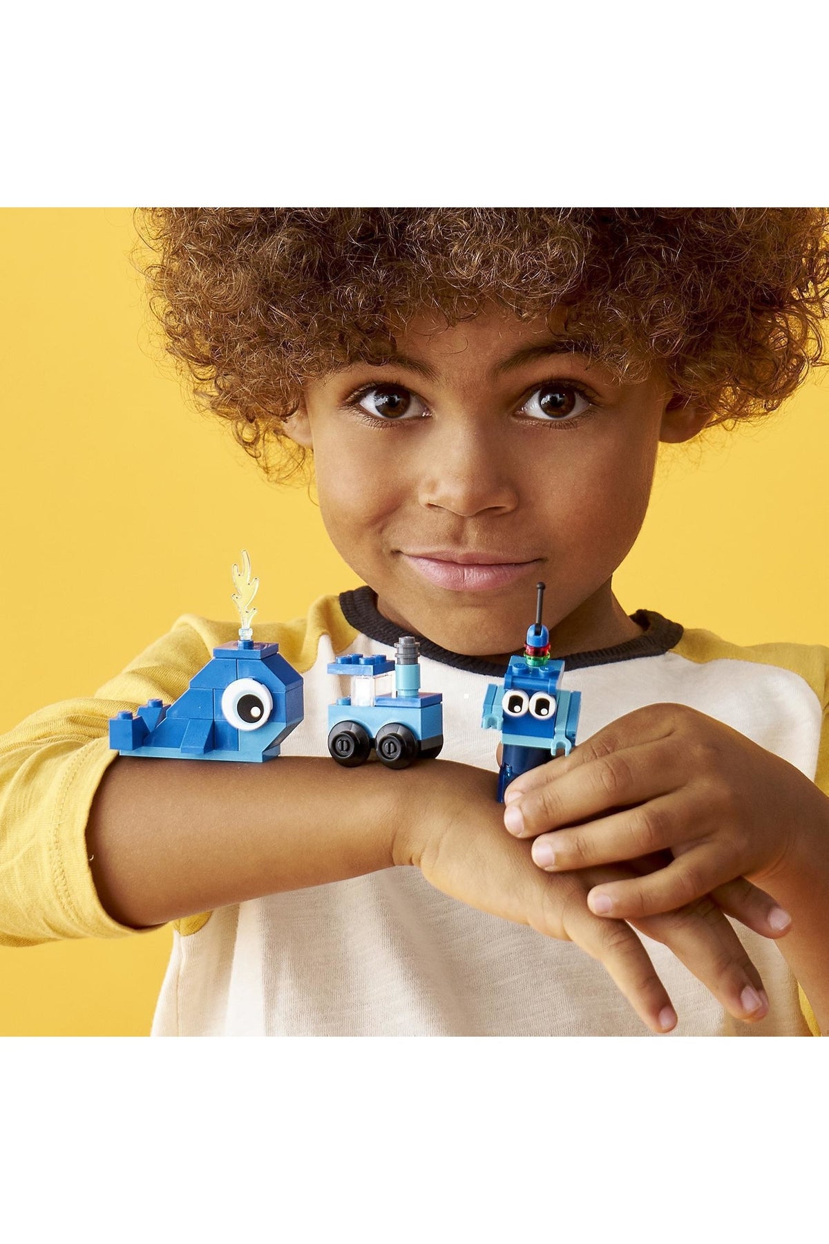 LEGO® Classic 52 Parçalık Yaratıcı Mavi Yapım Parçaları Seti (11006) - Çocuklar İçin Eğlenceli Hediye