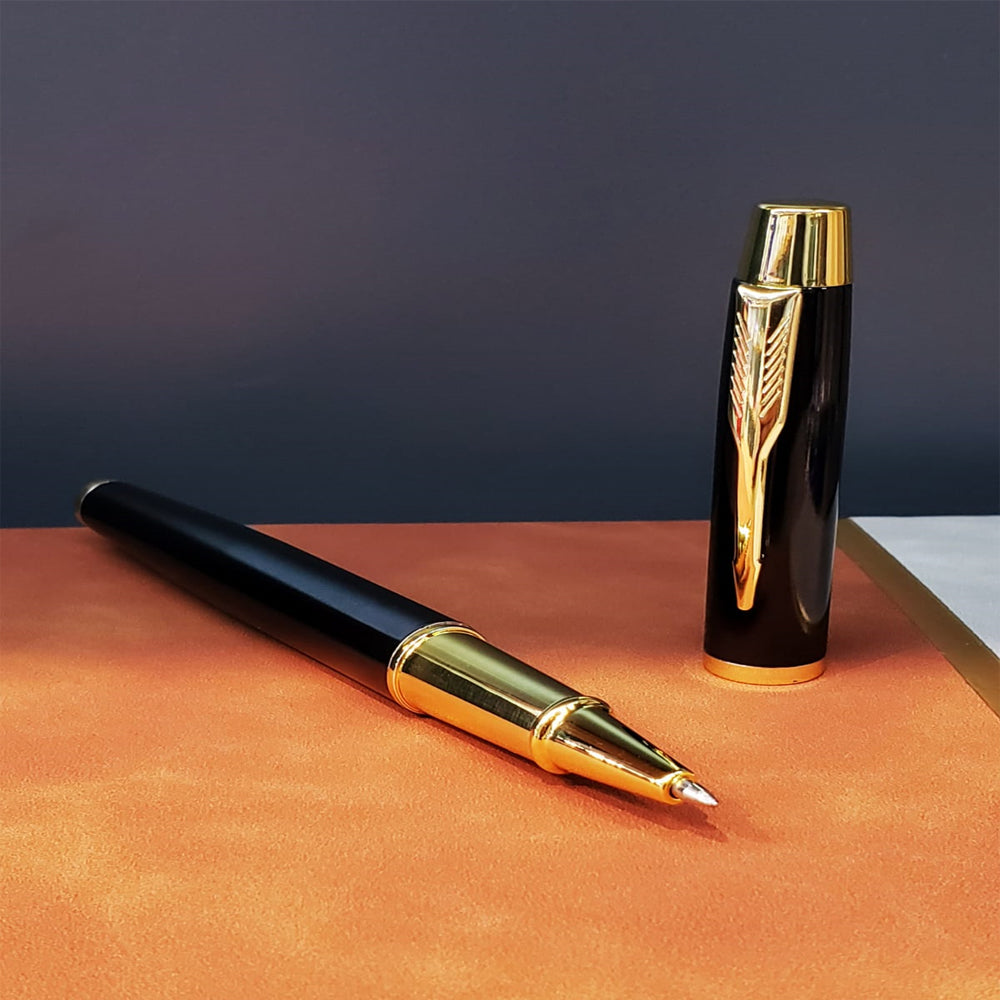 Siyah Gold Detaylı Termo Deri Defter Ve Metal Roller Kalem Hediye Seti